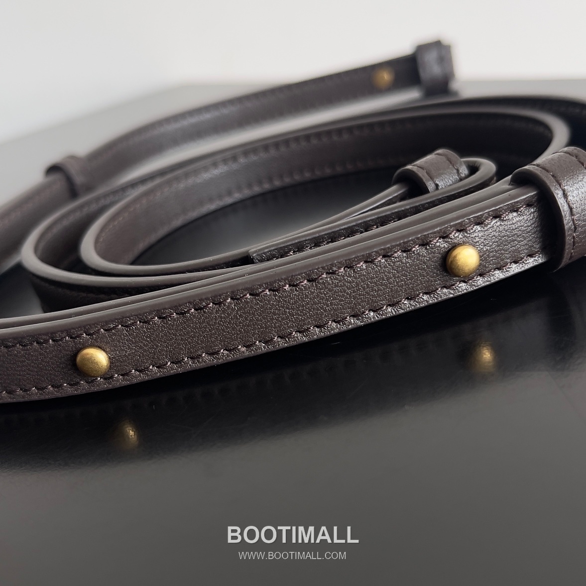 Bottega Veneta Mini Cabat Intrecciato Lambskin Tote Bag with Layered Weave Detail 보테가베네타 미니 카바 인트레치아토 램스킨 토트백 레이어드 위빙 22cm 7