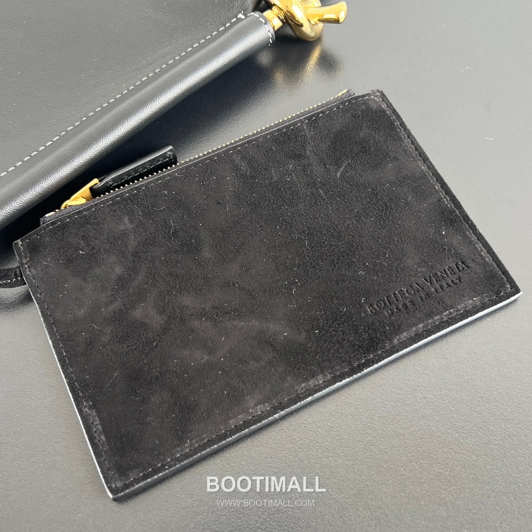 Bottega Veneta Solstice Calfskin Tote Bag with Inner Pouch Detail 보테가베네타 솔스티스 송아지 가죽 토트백 이너 파우치 30cm 8