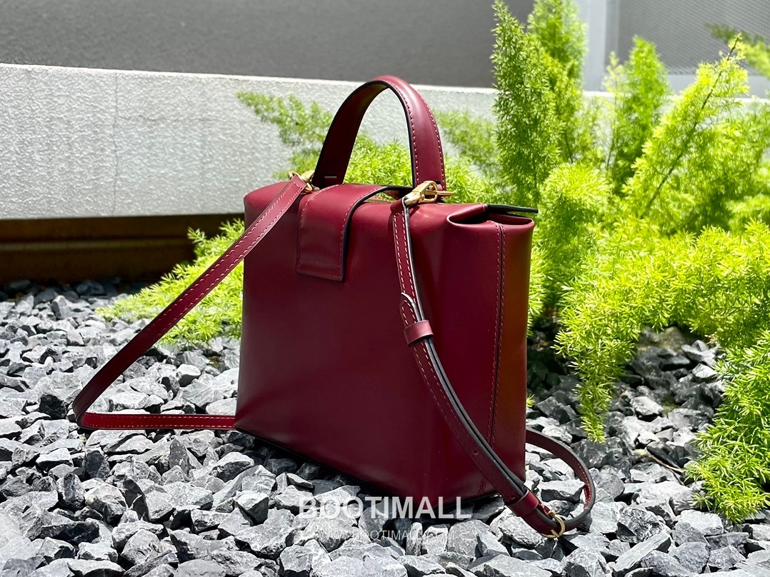 Salvatore Ferragamo Trifolio Calfskin Box Top Handle Bag with Gancini Lock 살바토레페라가모 트리폴리오 카프스킨 박스 탑핸들 숄더백 FZ-211981 20cm 11