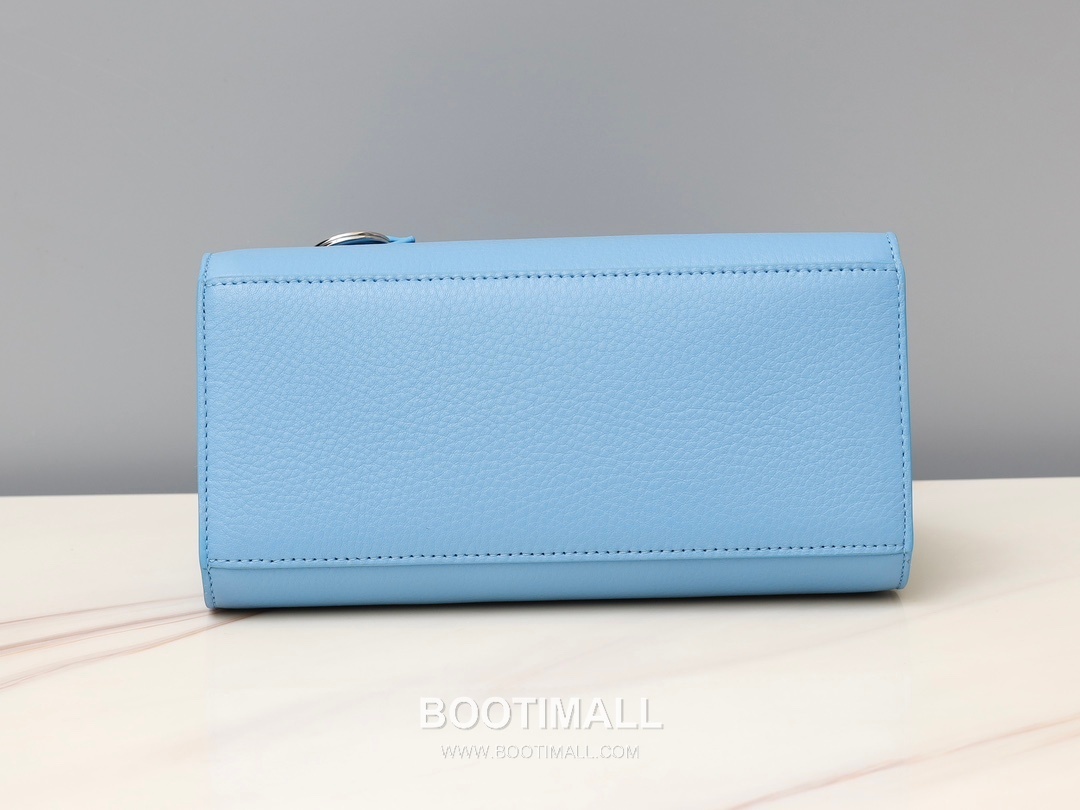 Salvatore Ferragamo Hug Nappa Calfskin Top Handle Shoulder Bag with Embrace Lock 살바토레페라가모 허그 나파 카프스킨 탑핸들 숄더백 205608 31.5cm 10