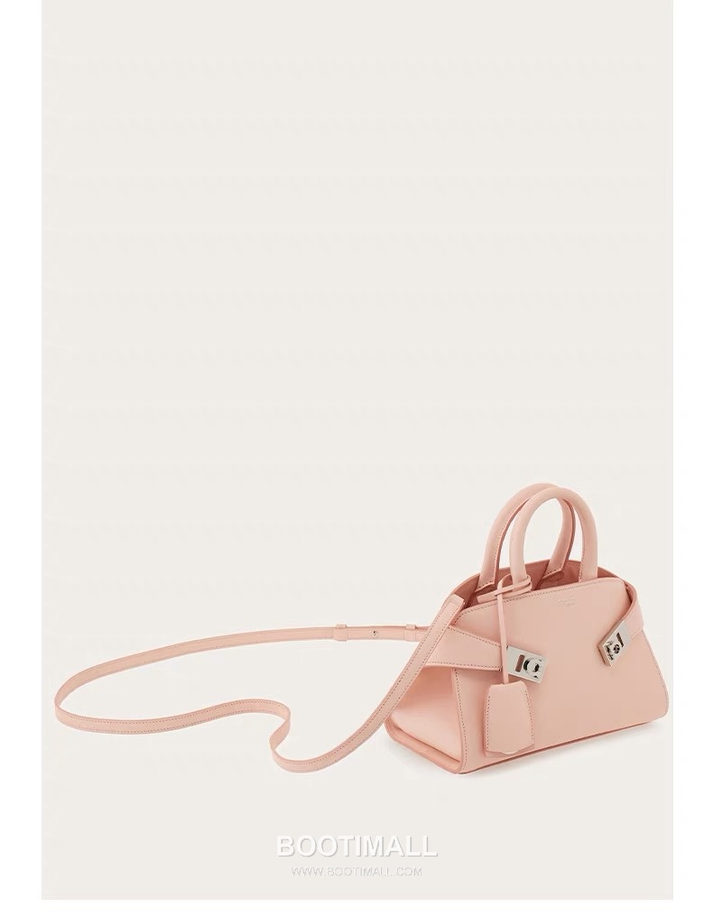 Salvatore Ferragamo Hug Nappa Calfskin Top Handle Shoulder Bag with Embrace Lock 살바토레페라가모 허그 나파 카프스킨 탑핸들 숄더백 205608 31.5cm 4