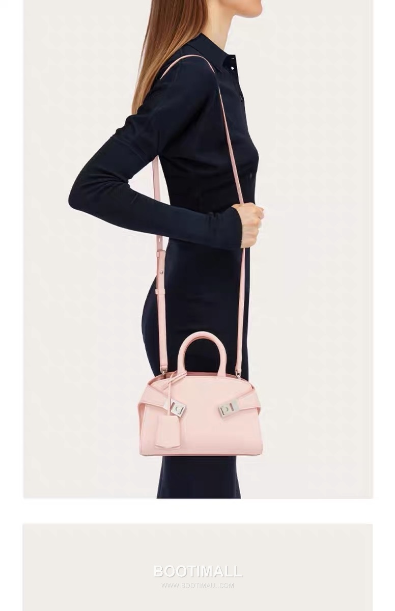 Salvatore Ferragamo Hug Nappa Calfskin Top Handle Shoulder Bag with Embrace Lock 살바토레페라가모 허그 나파 카프스킨 탑핸들 숄더백 205608 31.5cm 6