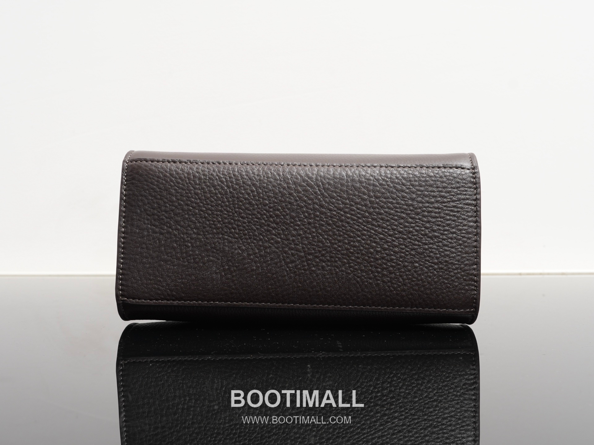 Salvatore Ferragamo Hug Nappa Calfskin Top Handle Shoulder Bag with Embrace Lock 살바토레페라가모 허그 나파 카프스킨 탑핸들 숄더백 205608 31.5cm 15