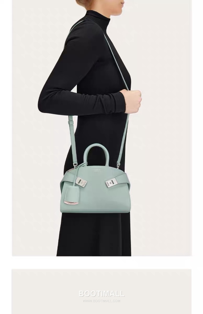 Salvatore Ferragamo Hug Nappa Calfskin Top Handle Shoulder Bag with Embrace Lock 살바토레페라가모 허그 나파 카프스킨 탑핸들 숄더백 205608 31.5cm 6