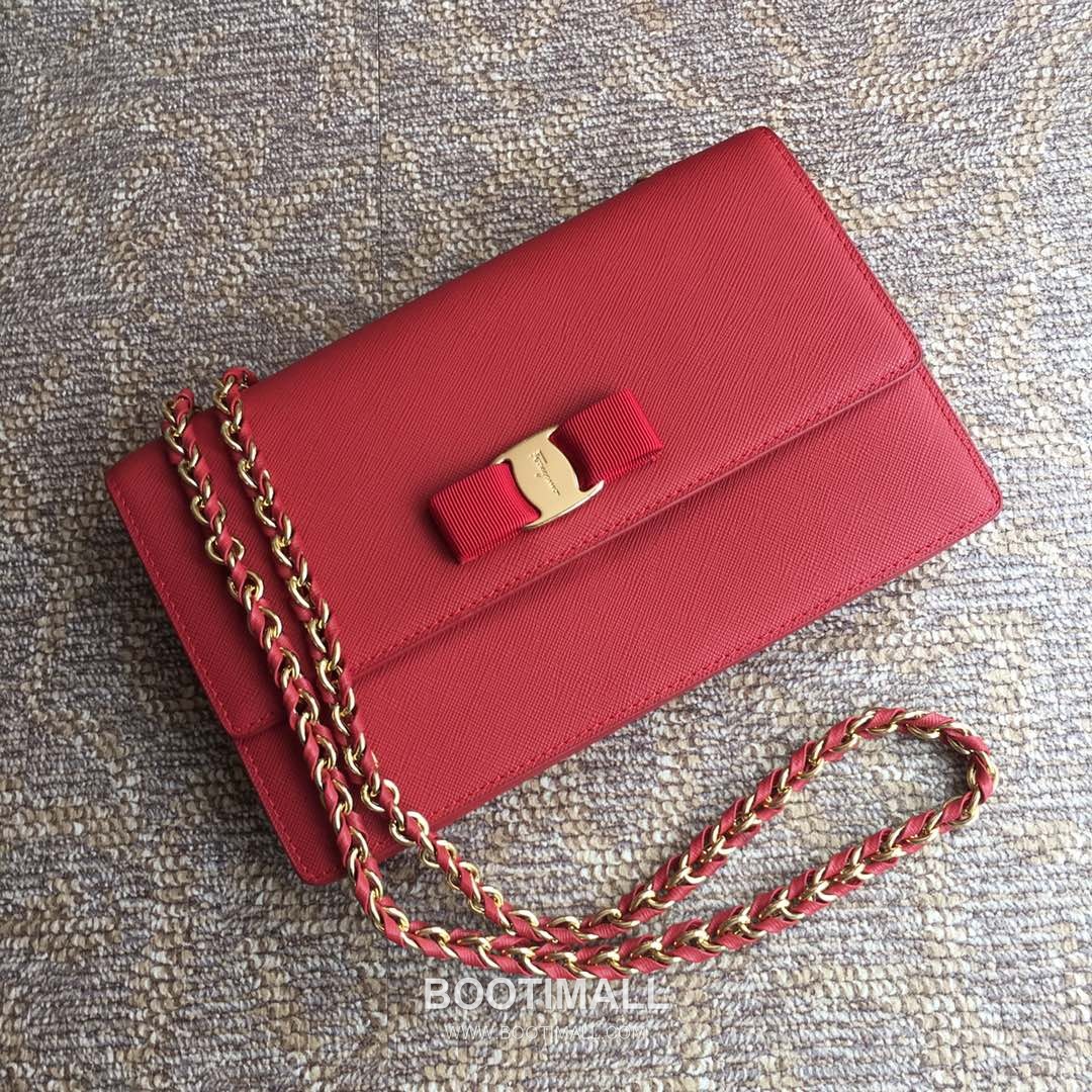 Salvatore Ferragamo Vara Bow Calfskin Flap Shoulder Bag with Chain Strap 살바토레페라가모 바라 보우 카프스킨 플랩 체인 숄더백 21E480 25cm 8