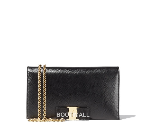 Salvatore Ferragamo Vara Bow Calfskin Flap Shoulder Bag with Chain Strap 살바토레페라가모 바라 보우 카프스킨 플랩 체인 숄더백 22B558 21cm 1