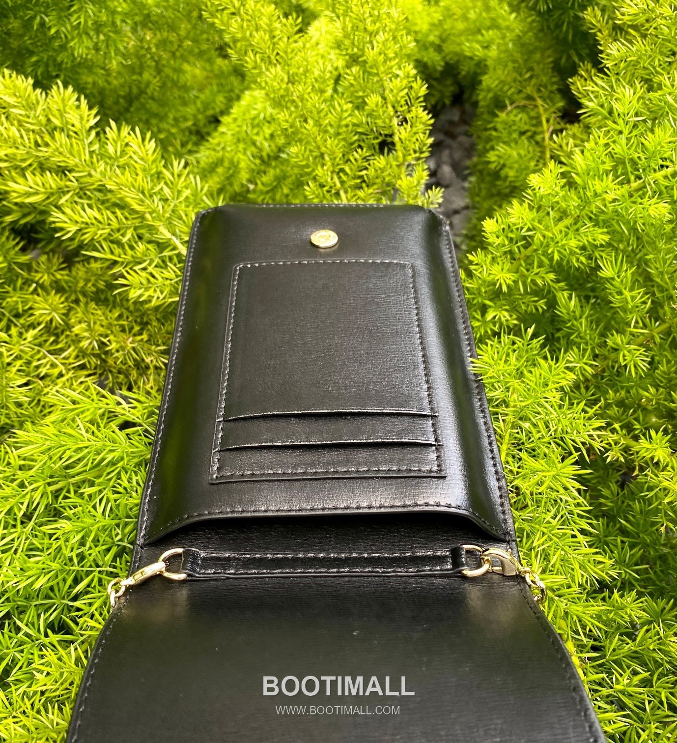 Salvatore Ferragamo Vara Bow Calfskin Phone Crossbody Bag with Belt Loop 살바토레페라가모 바라 보우 카프스킨 폰 크로스바디백 220264 12cm 10