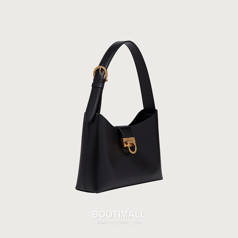 Salvatore Ferragamo Trifolio Matte Calfskin Shoulder Bag with Gancini Lock Detail 살바토레페라가모 트리폴리오 매트 카프스킨 숄더백 21-0926 30cm 3