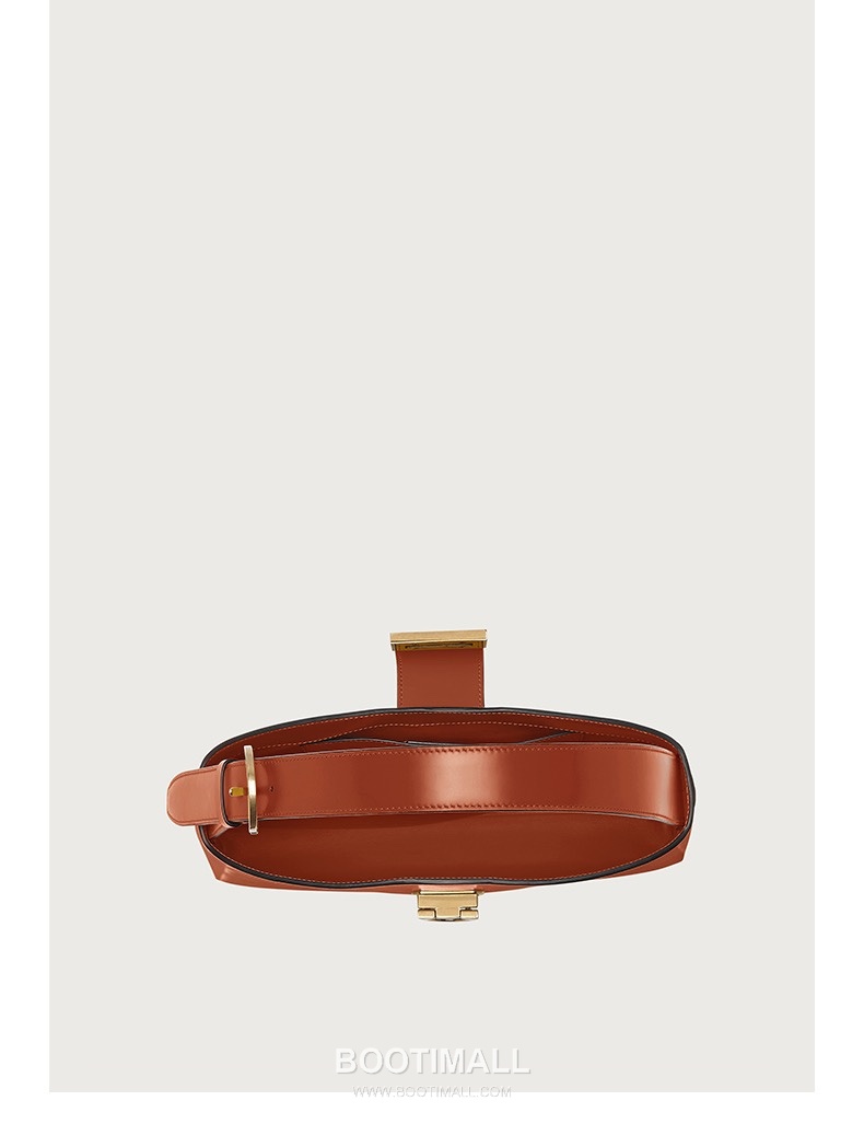 Salvatore Ferragamo Trifolio Matte Calfskin Shoulder Bag with Gancini Lock Detail 살바토레페라가모 트리폴리오 매트 카프스킨 숄더백 21-0926 30cm 4