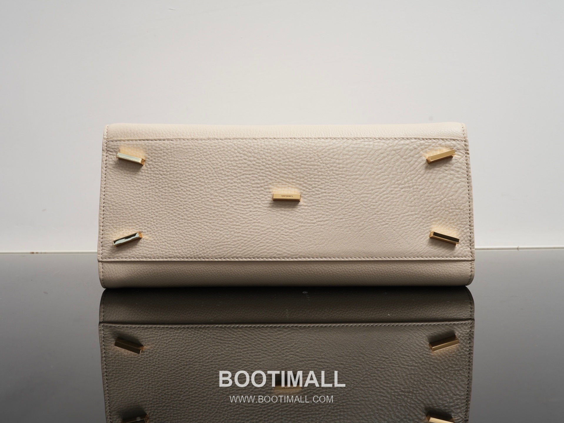 Salvatore Ferragamo Hug Sott Calfskin Top Handle Shoulder Bag with Gancini Lock 살바토레페라가모 허그 소트 카프스킨 탑핸들 숄더백 21-9816 34cm 16