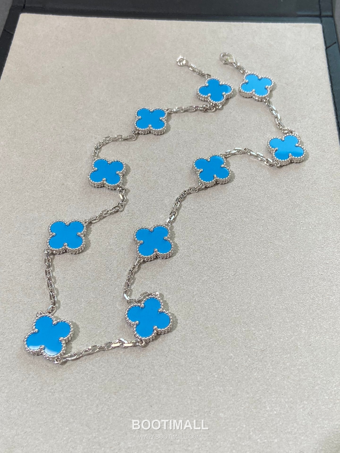 Van Cleef & Arpels Vintage Alhambra Turquoise 10 Motifs Necklace 반클리프 앤 아펠 빈티지 알함브라 터키석 10모티프 네크리스 3