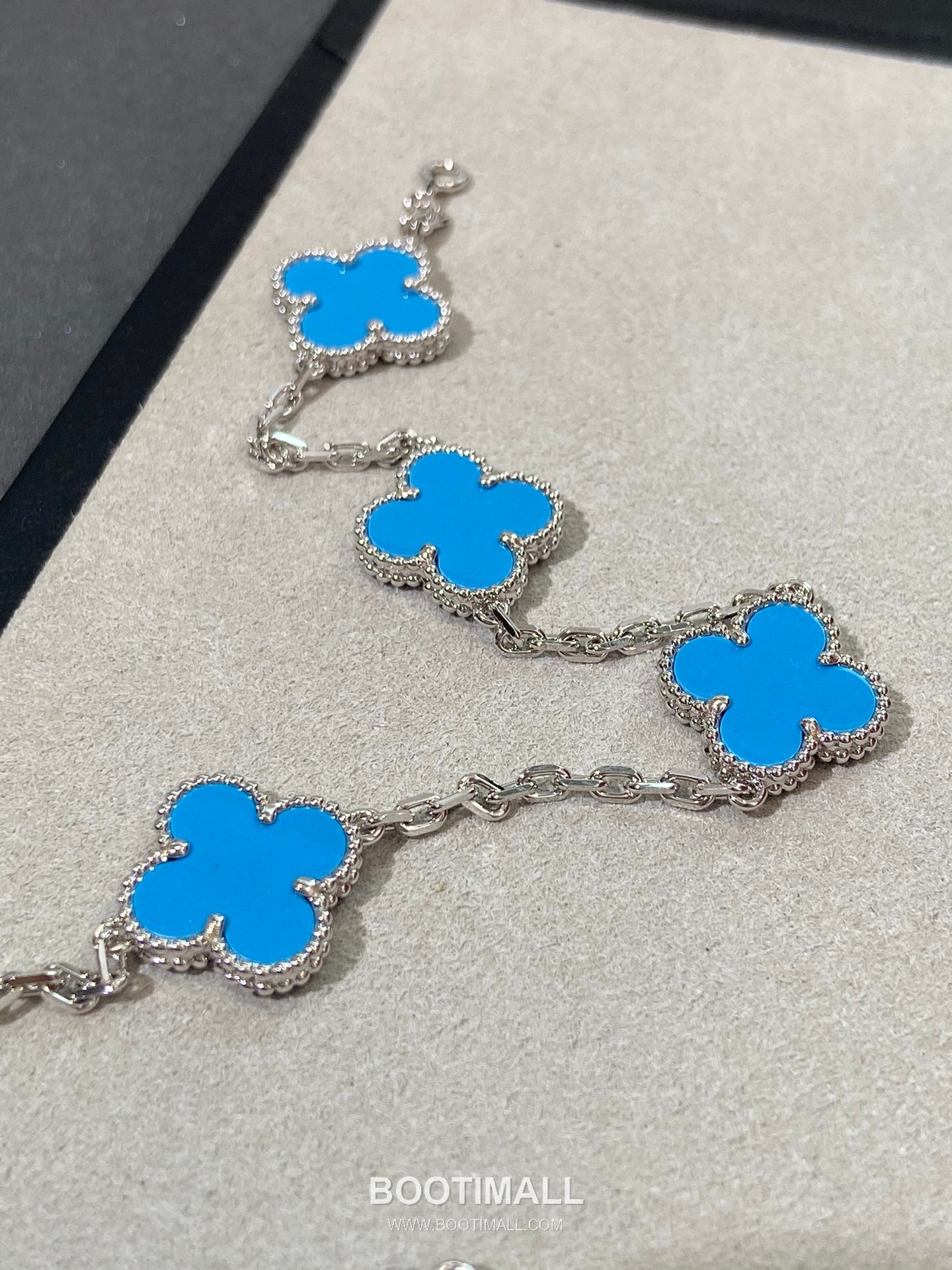 Van Cleef & Arpels Vintage Alhambra Turquoise 10 Motifs Necklace 반클리프 앤 아펠 빈티지 알함브라 터키석 10모티프 네크리스 5
