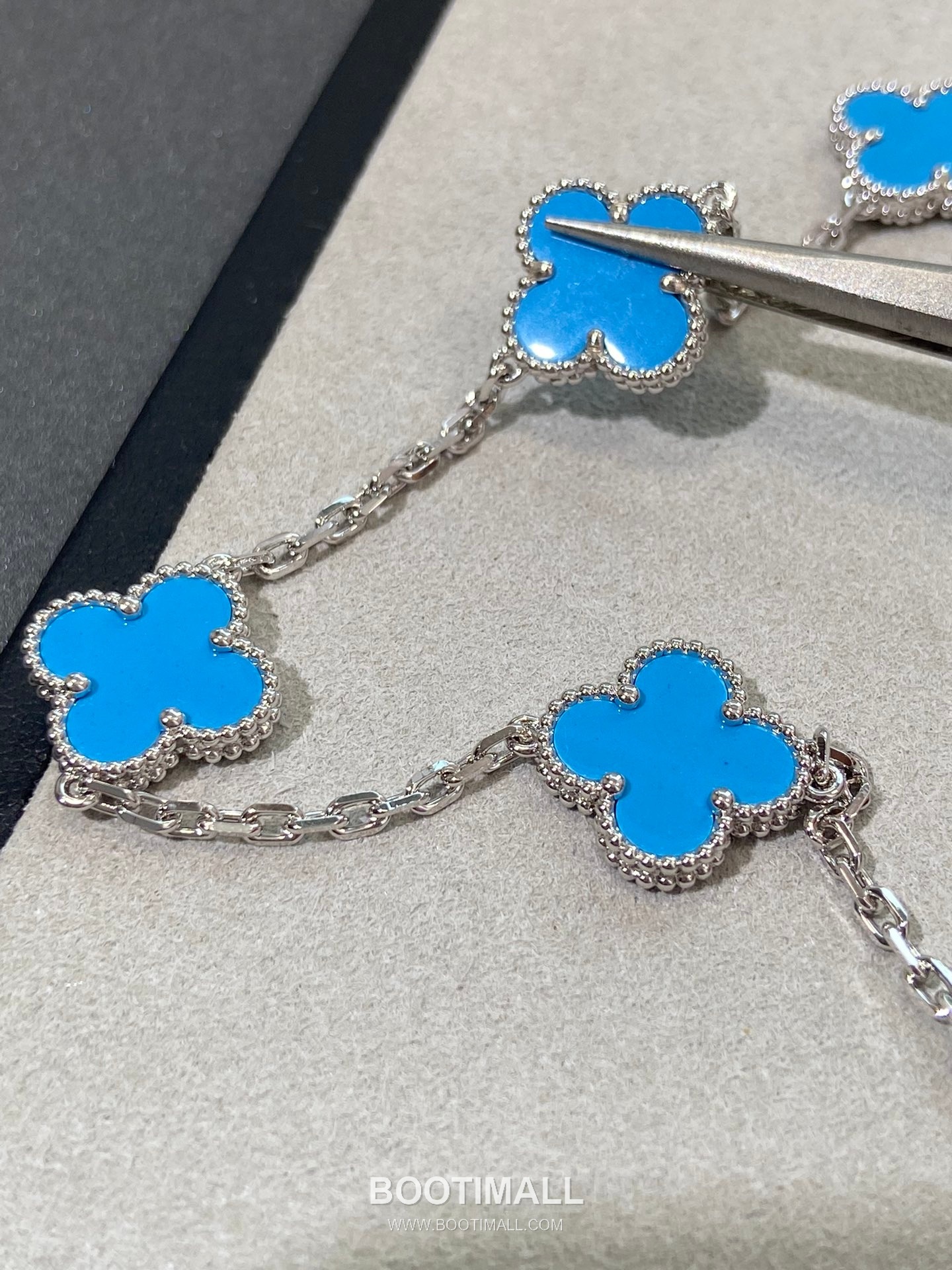 Van Cleef & Arpels Vintage Alhambra Turquoise 10 Motifs Necklace 반클리프 앤 아펠 빈티지 알함브라 터키석 10모티프 네크리스 6