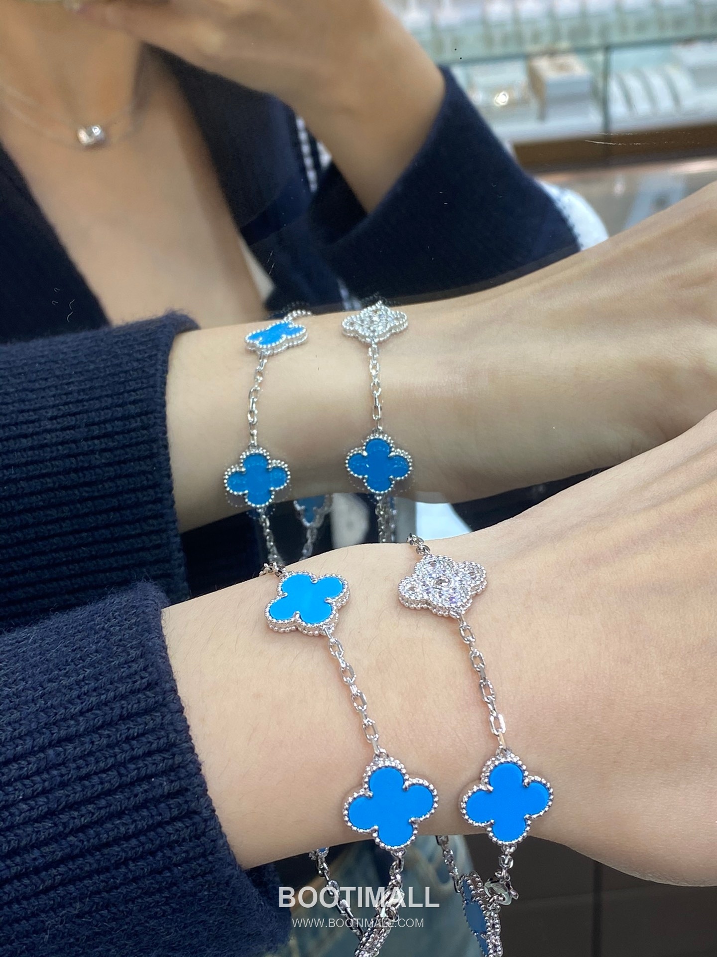 Van Cleef & Arpels Vintage Alhambra Turquoise 5 Motifs Bracelet 반클리프 앤 아펠 빈티지 알함브라 터키석 5모티프 브레이슬릿 5
