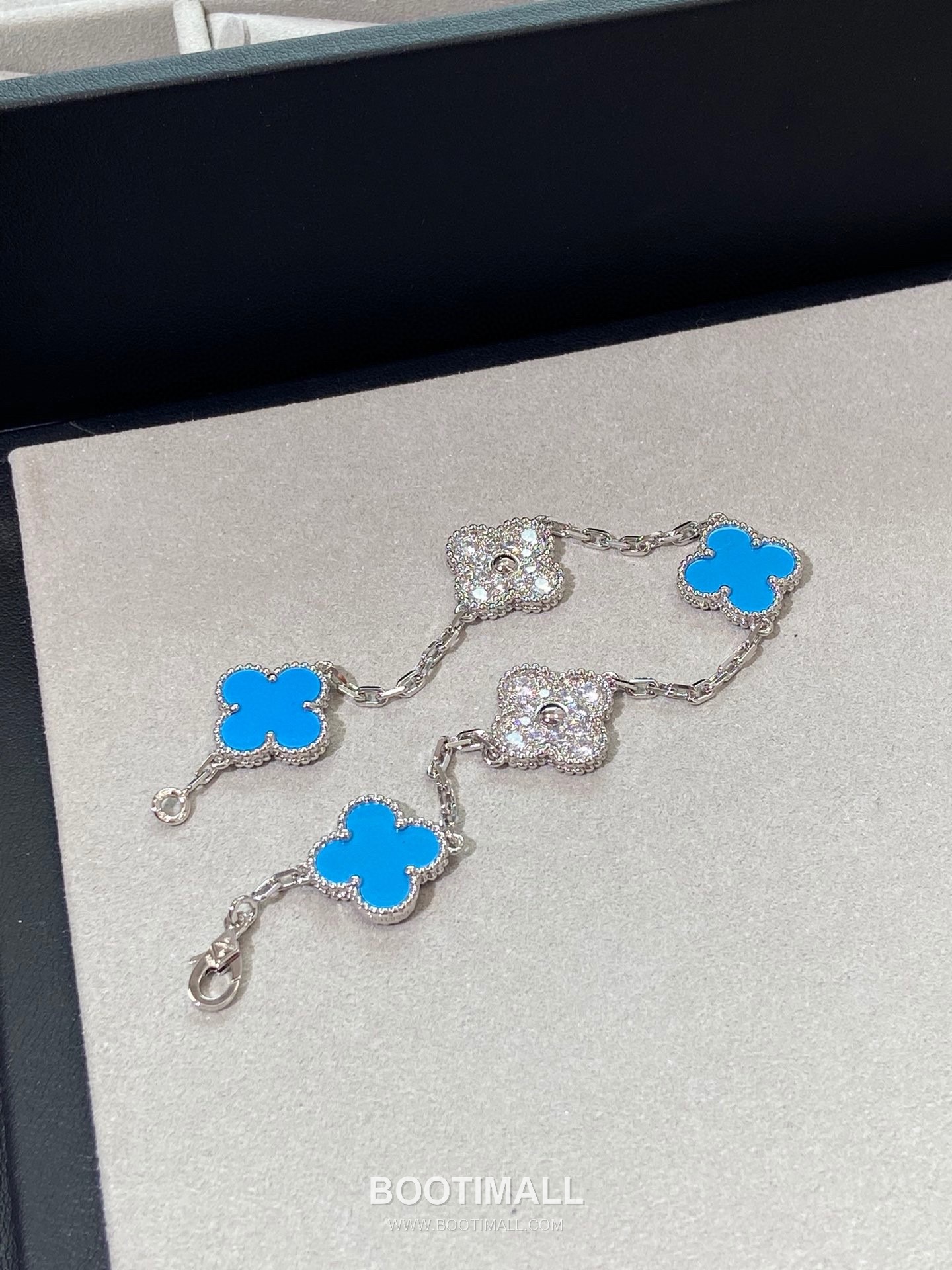 Van Cleef & Arpels Vintage Alhambra Turquoise 5 Motifs Bracelet 반클리프 앤 아펠 빈티지 알함브라 터키석 5모티프 브레이슬릿 13