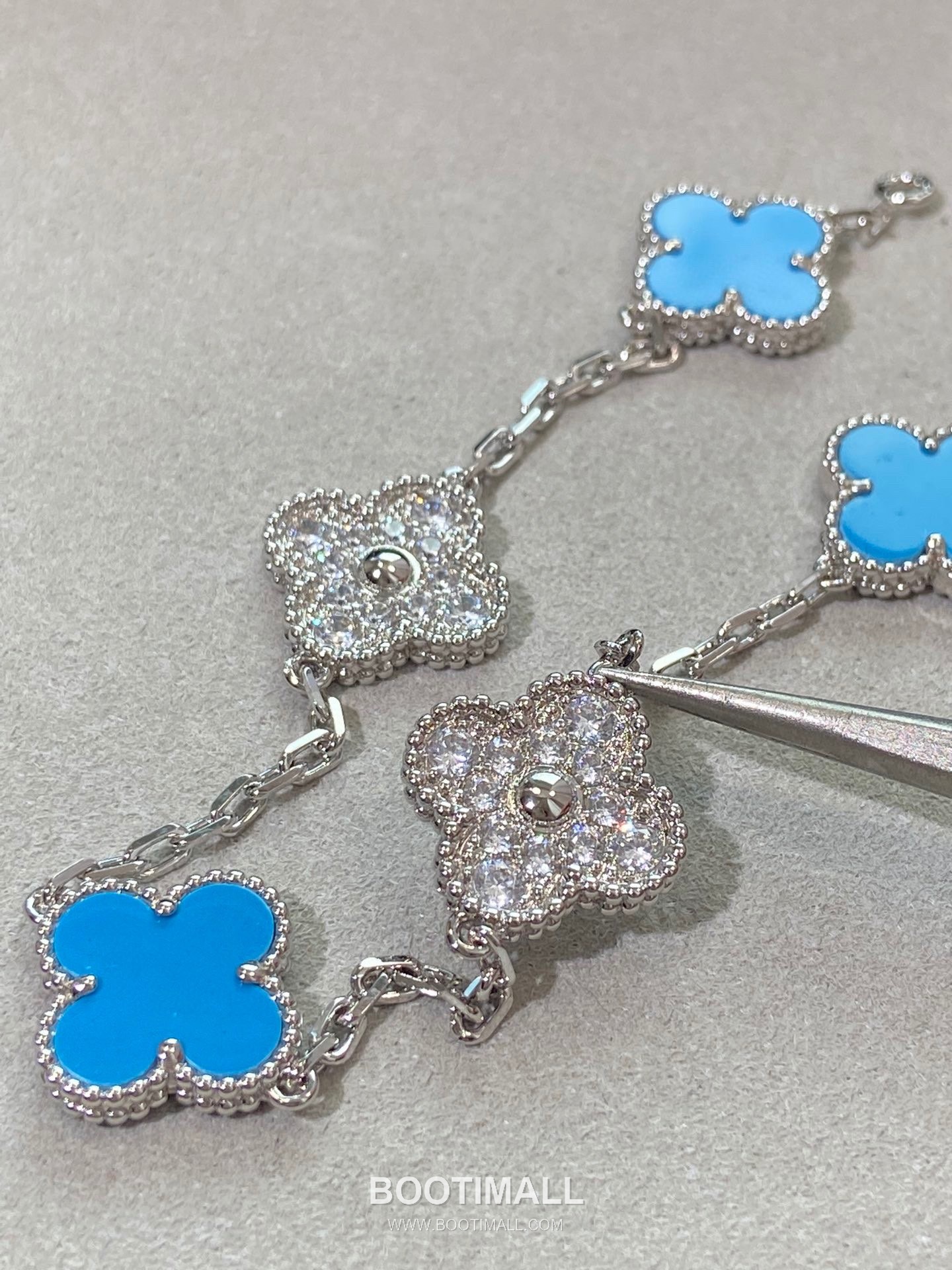 Van Cleef & Arpels Vintage Alhambra Turquoise 5 Motifs Bracelet 반클리프 앤 아펠 빈티지 알함브라 터키석 5모티프 브레이슬릿 14