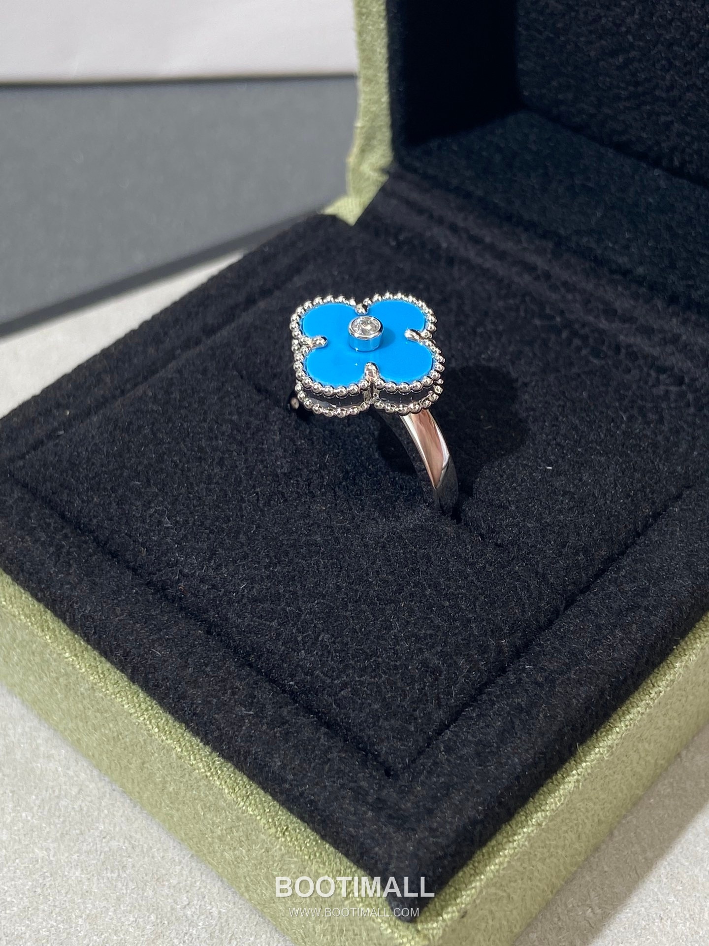 Van Cleef & Arpels Vintage Alhambra Turquoise Diamond Ring 반클리프 앤 아펠 빈티지 알함브라 터키석 다이아 링 4