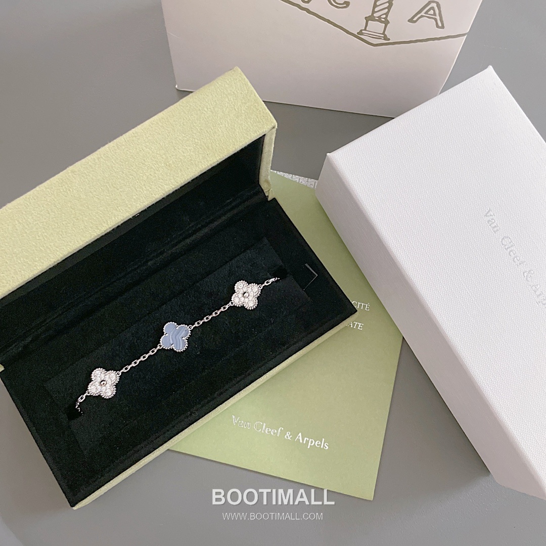 Van Cleef & Arpels Vintage Alhambra Chalcedony Diamond 5 Motifs Bracelet 반클리프 앤 아펠 빈티지 알함브라 퍼플 칼세도니 다이아 5모티프 브레이슬릿 9