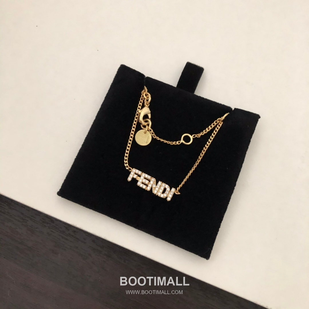 Fendi Logo Crystal Necklace 펜디 로고 크리스탈 네크리스 6