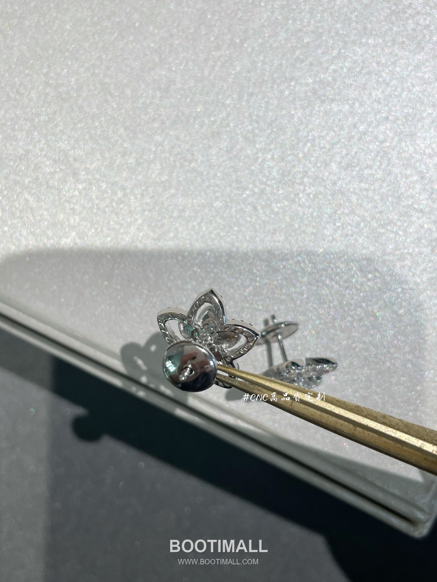 Graff Wild Flower Sterling Silver 925 Gold Plated Crystal Floral Stud Earring 그라프 와일드 플라워 스털링 실버 925 골드도금 크리스탈 플로럴 스터드 이어링 12