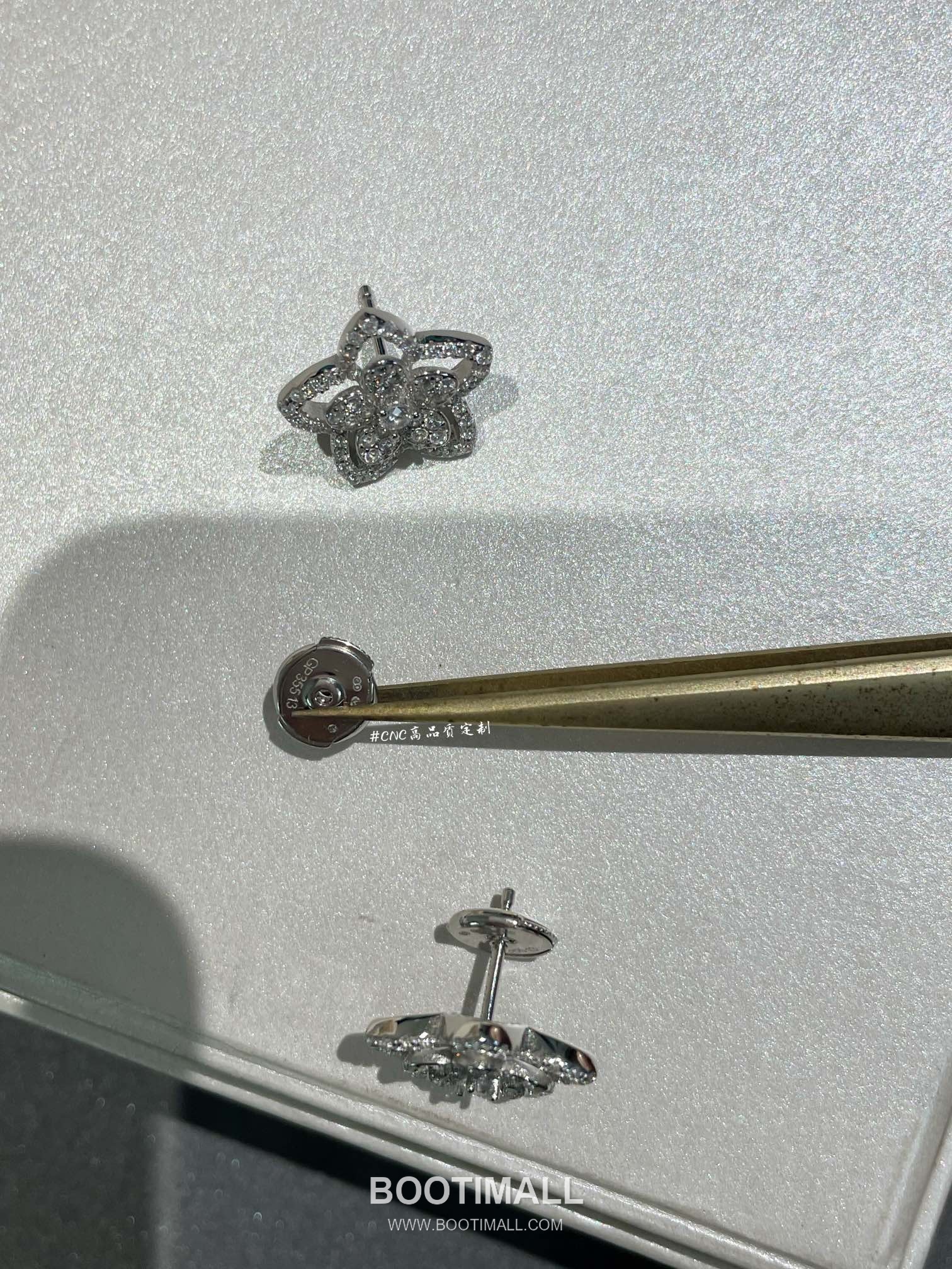 Graff Wild Flower Sterling Silver 925 Gold Plated Crystal Floral Stud Earring 그라프 와일드 플라워 스털링 실버 925 골드도금 크리스탈 플로럴 스터드 이어링 14