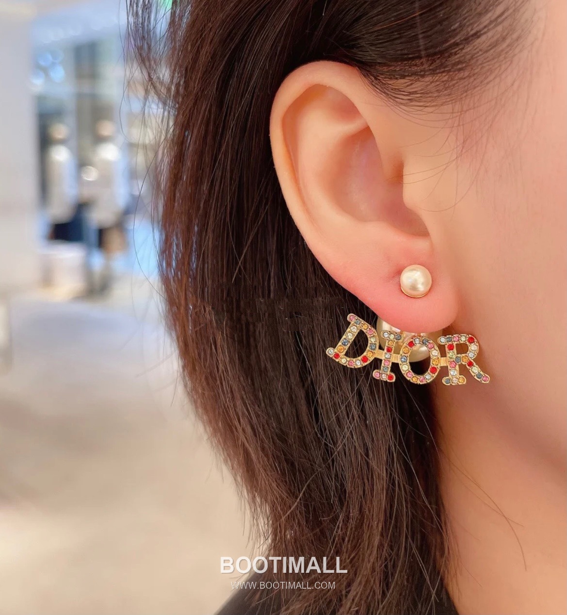 Dior Tribales Letter Swarovski Crystal Pearl Brass Stud Earring 디올 트리발 레터 스와로브스키 크리스탈 펄 황동 스터드 이어링 6