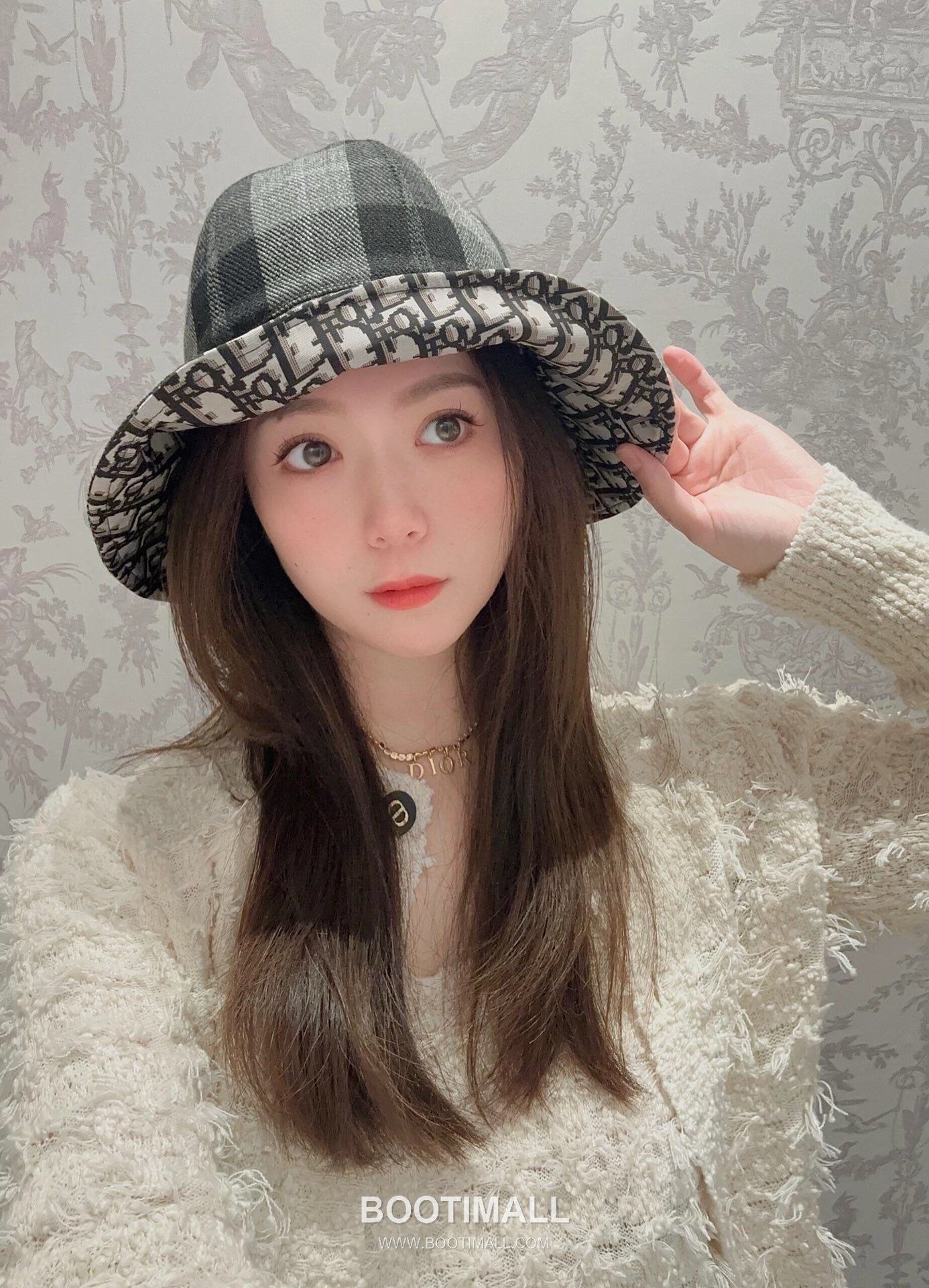 Dior Letter Swarovski Crystal Chain Brass Necklace 디올 레터 스와로브스키 크리스탈 체인 황동 네클리스 4