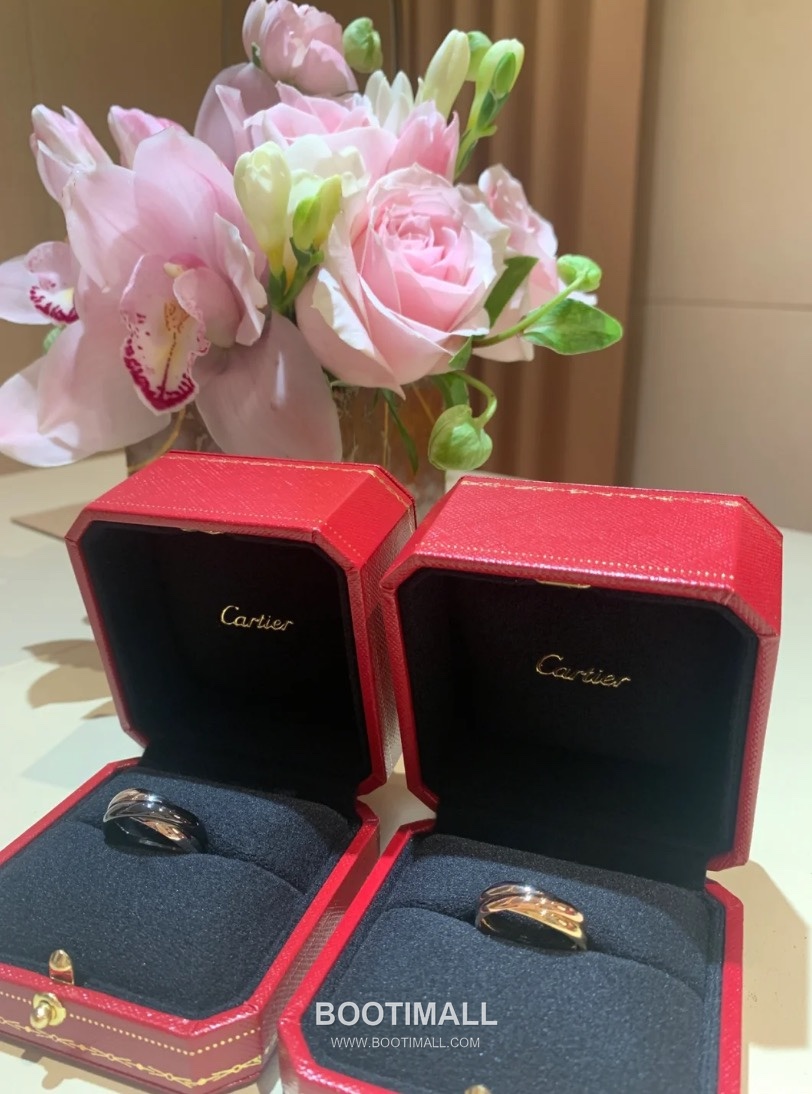 Cartier Trinity Three Tone Interlocking V Gold Ring 까르띠에 트리니티 삼색 인터락킹 V 골드 링 6호 3
