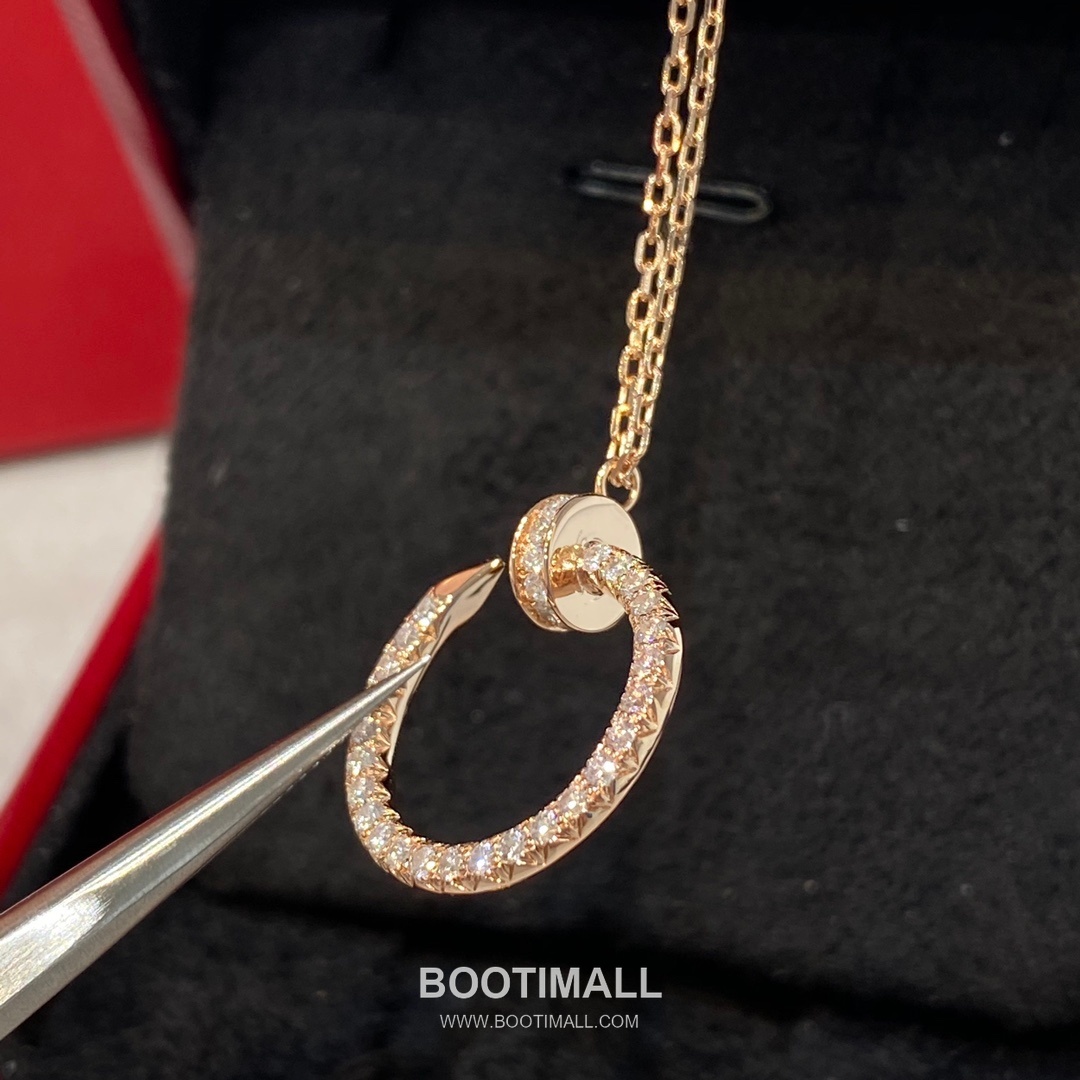 Cartier Juste un Clou Nail Double Side Swarovski Crystal V Gold Chain Necklace 까르띠에 저스트 앵 끌루 네일 더블사이드 스와로브스키 크리스탈 V 골드 체인 네클리스 41cm 14