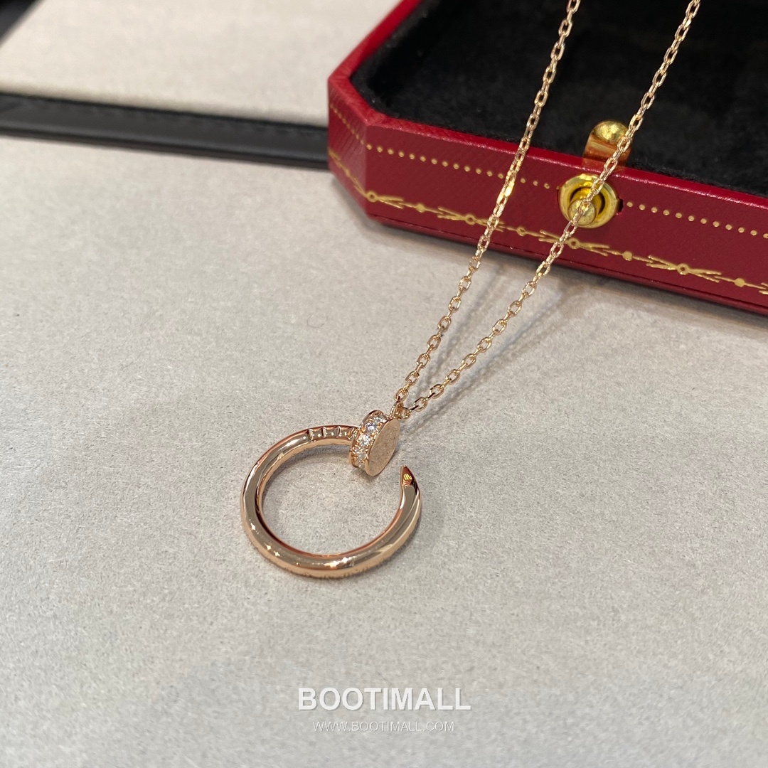 Cartier Juste un Clou Nail Double Side Swarovski Crystal V Gold Chain Necklace 까르띠에 저스트 앵 끌루 네일 더블사이드 스와로브스키 크리스탈 V 골드 체인 네클리스 41cm 15