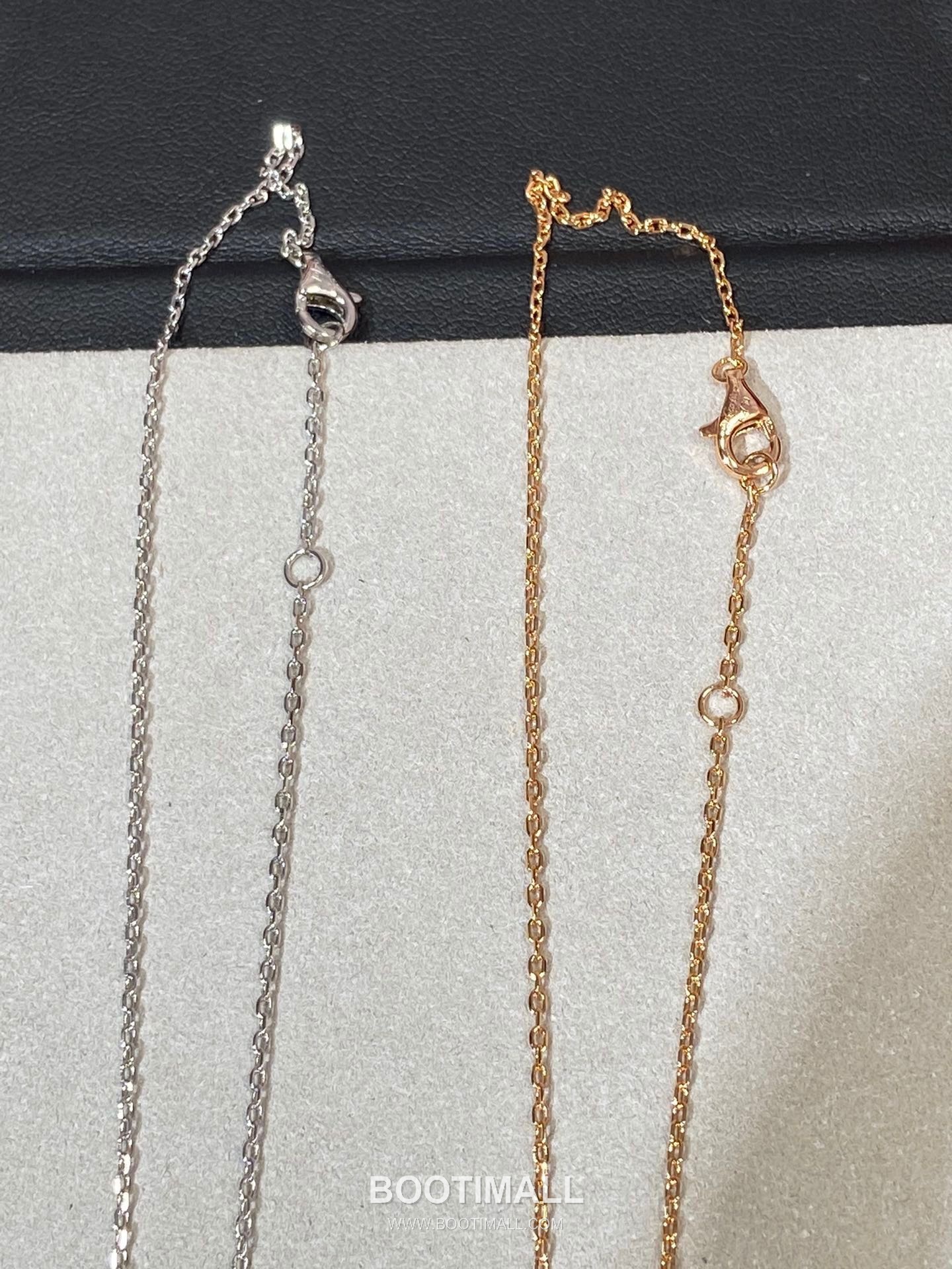 Cartier Juste un Clou Nail Double Side Swarovski Crystal V Gold Chain Necklace 까르띠에 저스트 앵 끌루 네일 더블사이드 스와로브스키 크리스탈 V 골드 체인 네클리스 41cm 16