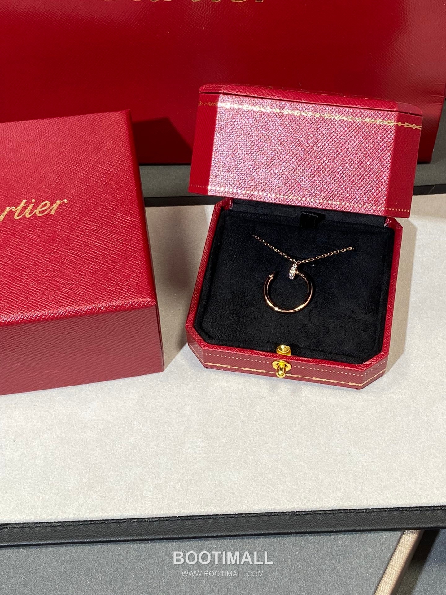Cartier Juste un Clou Nail Head Tail Swarovski Crystal V Gold Chain Necklace 까르띠에 저스트 앵 끌루 네일 헤드 테일 스와로브스키 크리스탈 V 골드 체인 네클리스 41cm 8