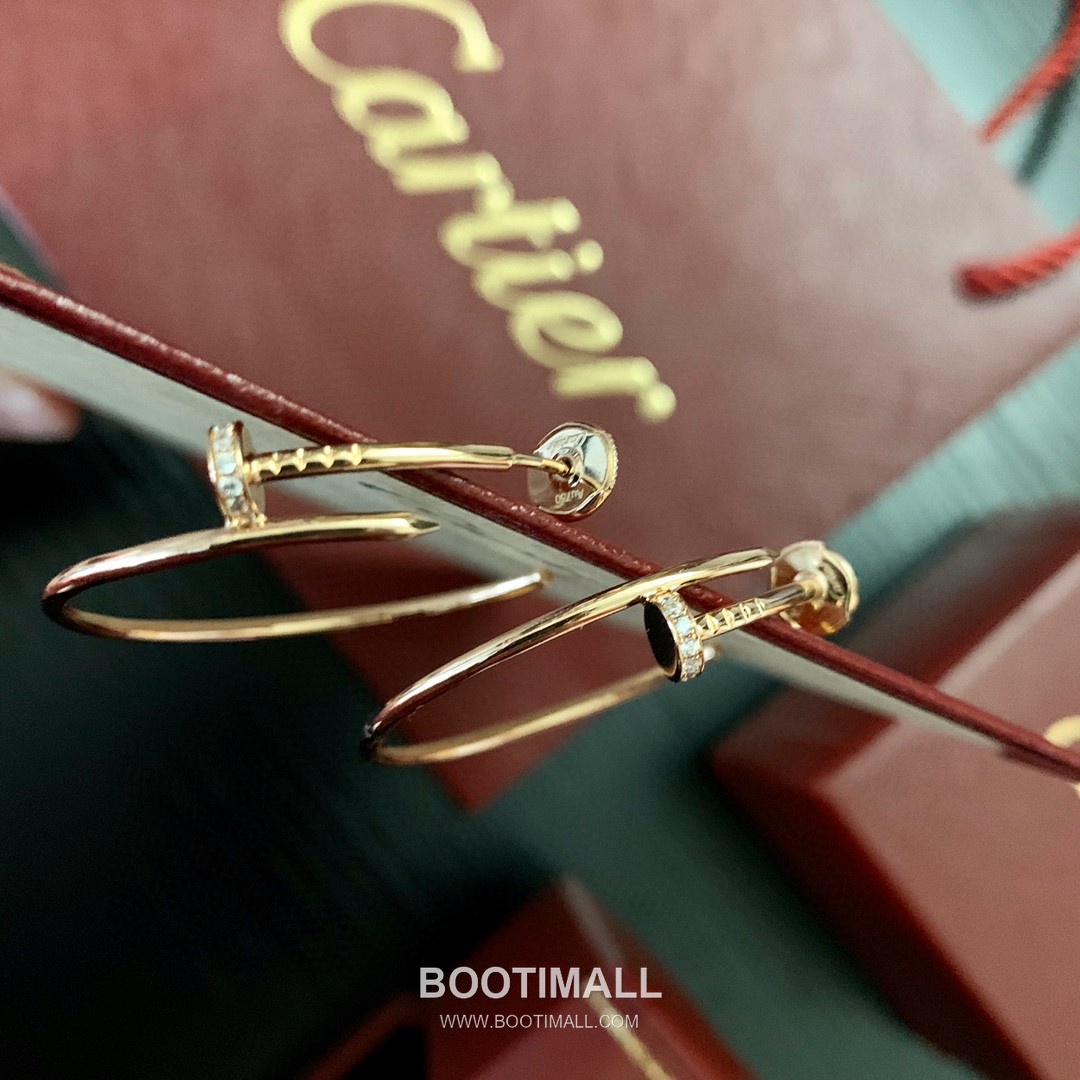 Cartier Juste un Clou Nail Head Swarovski Crystal V Gold Drop Earring 까르띠에 저스트 앵 끌루 네일 헤드 스와로브스키 크리스탈 V 골드 드롭 이어링 13