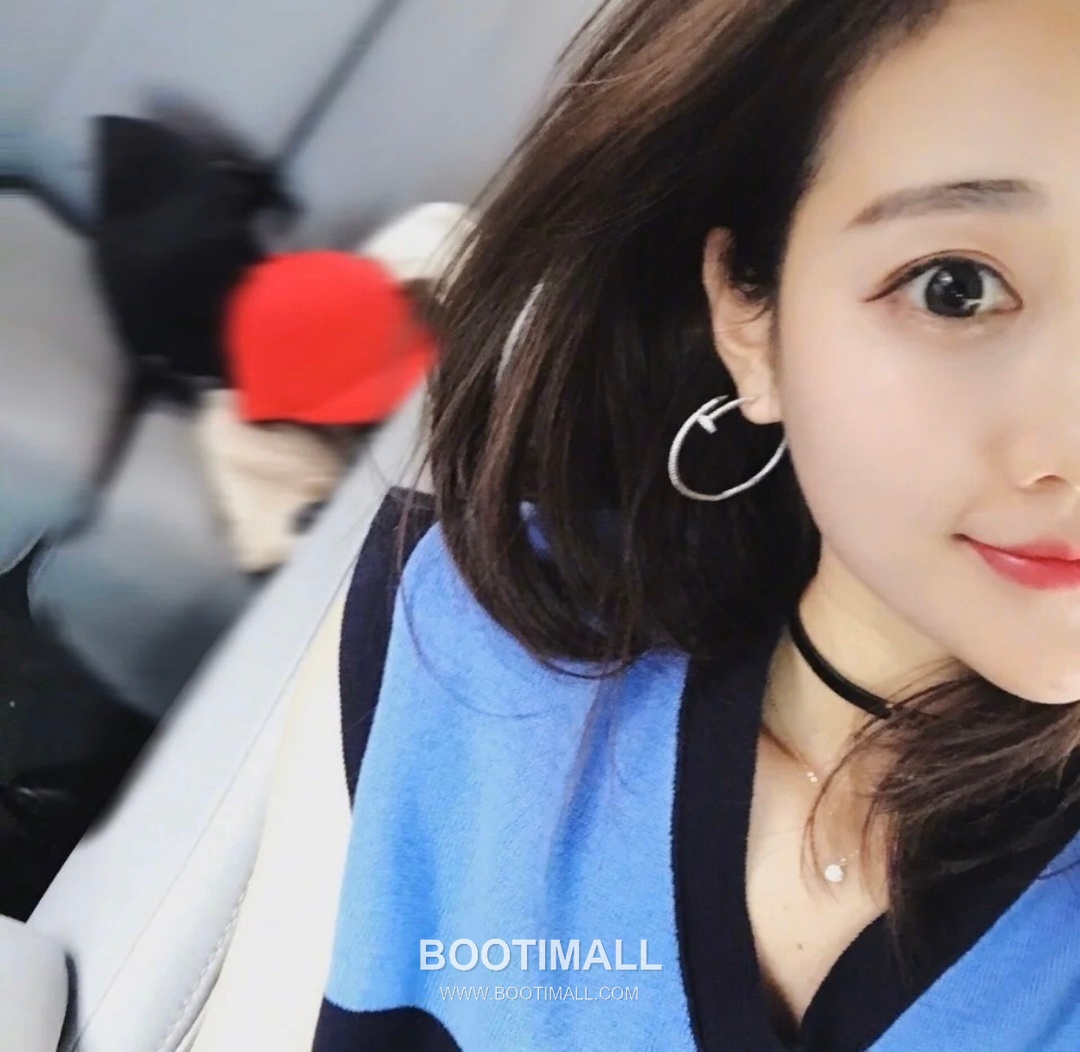 Cartier Juste un Clou Full Pavé Swarovski Crystal Nail V Gold Drop Earring 까르띠에 저스트 앵 끌루 풀 파베 스와로브스키 크리스탈 네일 V 골드 드롭 이어링 6