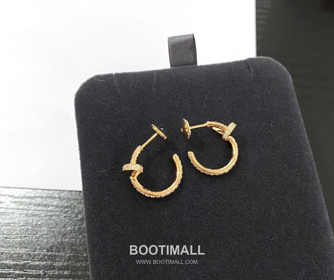 Cartier Juste un Clou Full Pavé Swarovski Crystal Nail V Gold Stud Earring 까르띠에 저스트 앵 끌루 풀 파베 스와로브스키 크리스탈 네일 V 골드 스터드 이어링 9