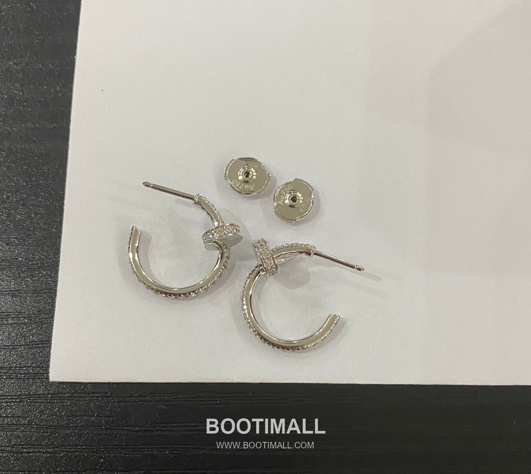 Cartier Juste un Clou Full Pavé Swarovski Crystal Nail V Gold Stud Earring 까르띠에 저스트 앵 끌루 풀 파베 스와로브스키 크리스탈 네일 V 골드 스터드 이어링 3