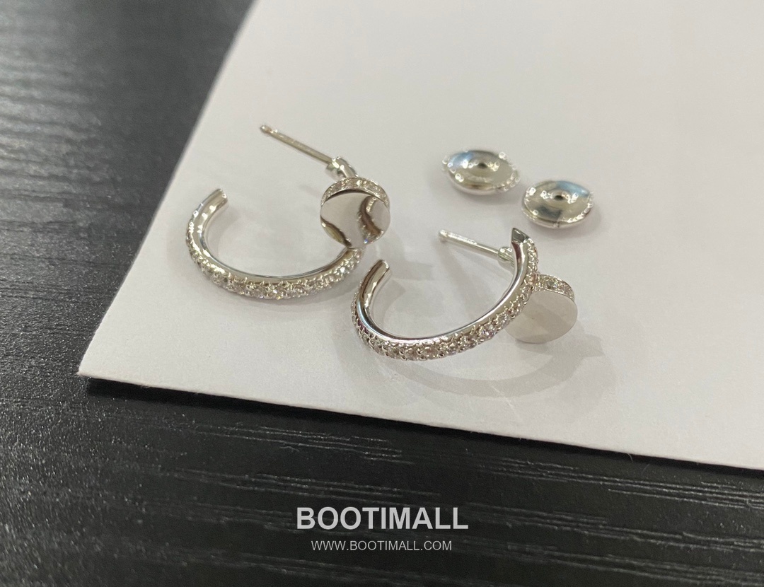 Cartier Juste un Clou Full Pavé Swarovski Crystal Nail V Gold Stud Earring 까르띠에 저스트 앵 끌루 풀 파베 스와로브스키 크리스탈 네일 V 골드 스터드 이어링 4