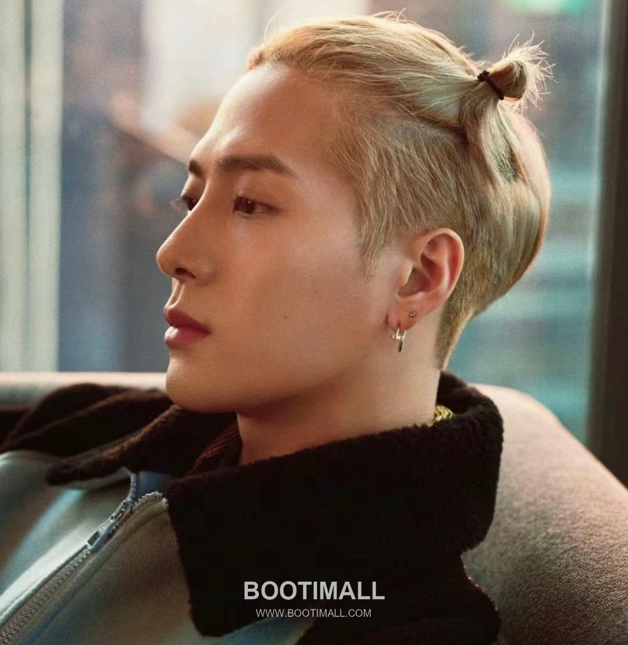 Cartier Juste un Clou Nail Polished V Gold Stud Earring 까르띠에 저스트 앵 끌루 네일 폴리시드 V 골드 스터드 이어링 2