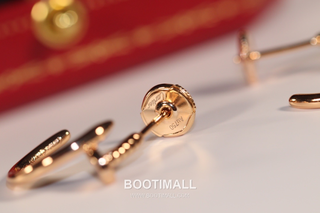 Cartier Juste un Clou Nail Polished V Gold Stud Earring 까르띠에 저스트 앵 끌루 네일 폴리시드 V 골드 스터드 이어링 14