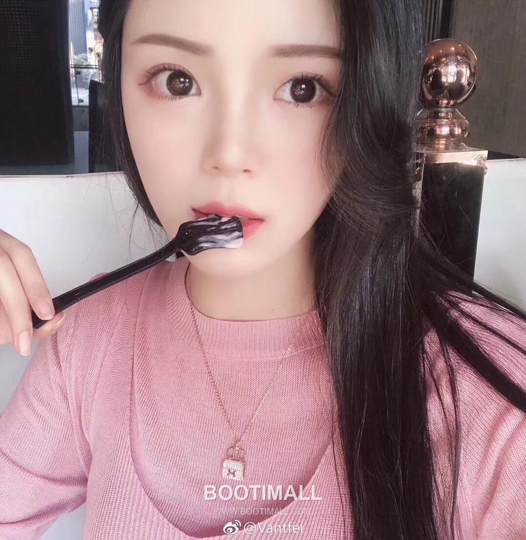 Hermes Constance Bag Motif Pendant Polished V Gold Chain Necklace 헤르메스 콘스탄스 백 모티프 펜던트 폴리시드 V 골드 체인 네클리스 7