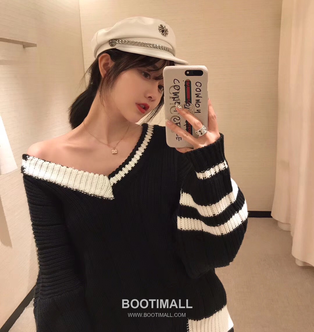 Hermes Constance Bag Motif Pendant Polished V Gold Chain Necklace 헤르메스 콘스탄스 백 모티프 펜던트 폴리시드 V 골드 체인 네클리스 3