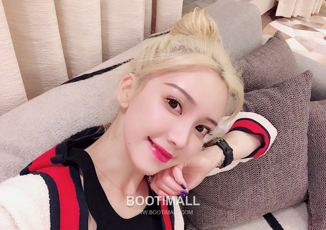 Hermes Constance Bag Motif Pendant Polished V Gold Chain Necklace 헤르메스 콘스탄스 백 모티프 펜던트 폴리시드 V 골드 체인 네클리스 14