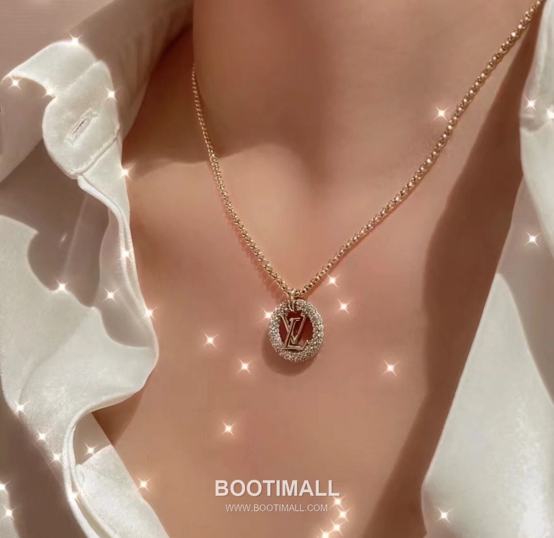Louis Vuitton Circle Logo Full Pavé Swarovski Crystal Brass Pendant Necklace 루이비통 서클 로고 풀 파베 스와로브스키 크리스탈 황동 펜던트 네클리스 2