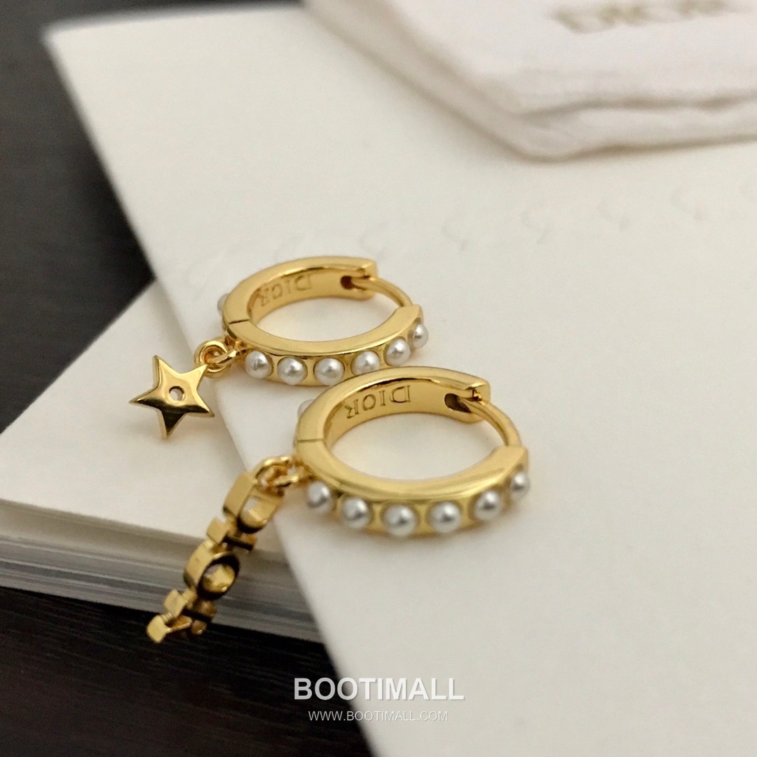 Dior Asymmetric Swarovski Pearl Brass Earring 디올 비대칭 스와로브스키 펄 황동 이어링 9