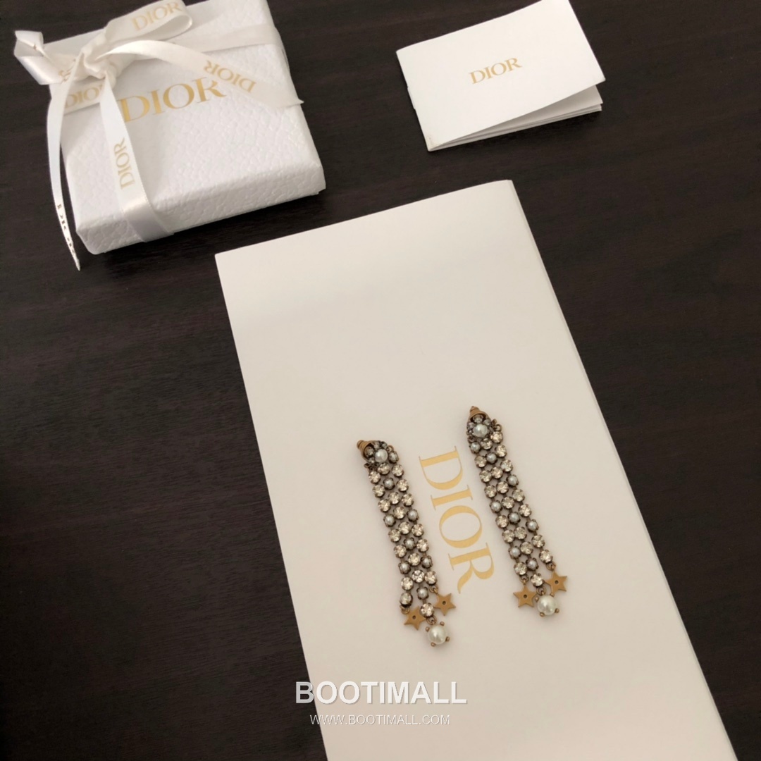 Dior Silver Shadow Swarovski Crystal Mixed Pearl Brass Drop Earring 디올 실버 쉐도우 스와로브스키 크리스탈 믹스 펄 황동 드롭 이어링 1