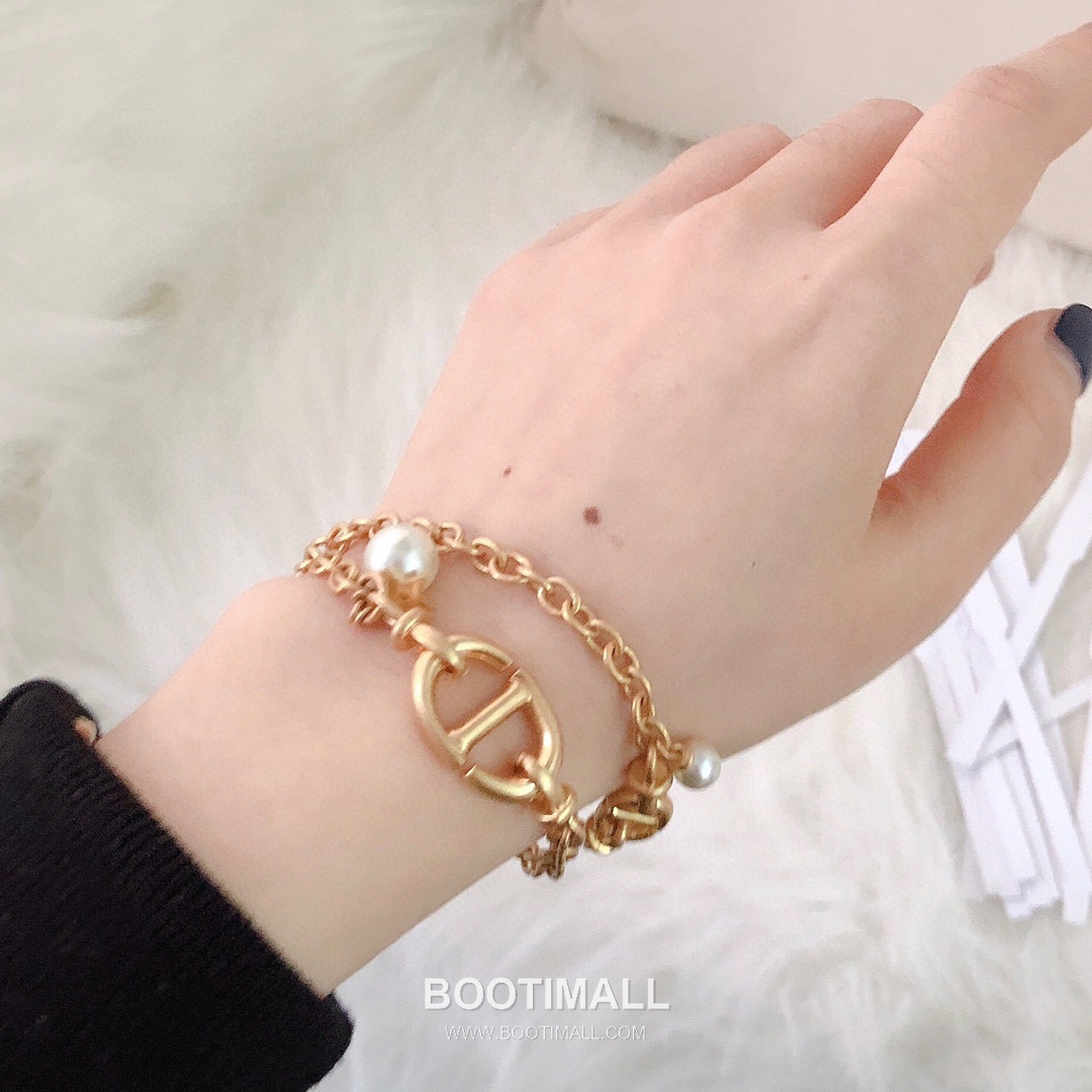 Dior CD Navy Double Layer Pearl Star Chain Brass Bracelet 디올 CD 네이비 더블 레이어 펄 스타 체인 황동 브레이슬릿 2