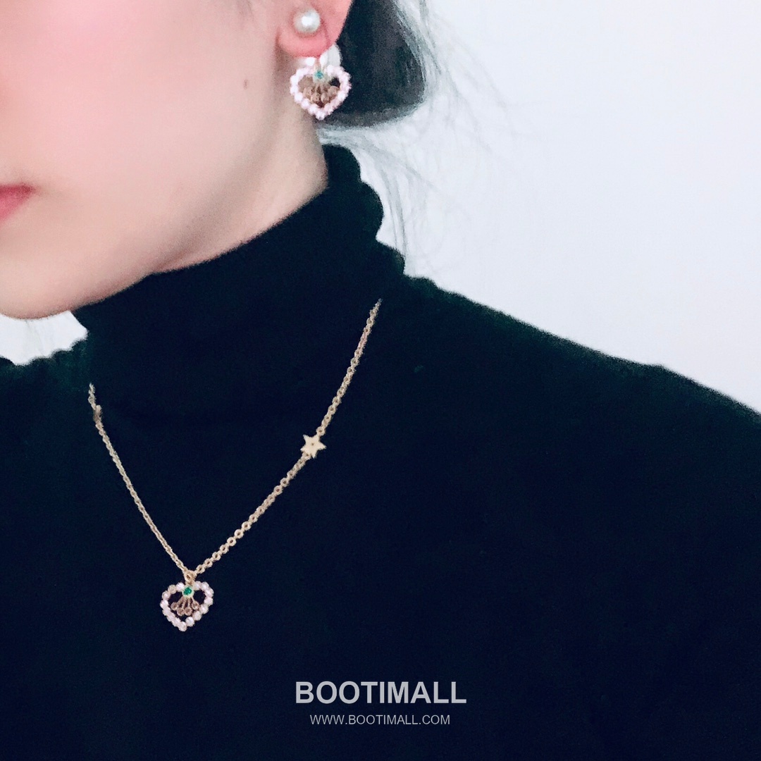Dior Heart Multicolor Swarovski Crystal Brass Pendant Necklace 디올 하트 멀티컬러 스와로브스키 크리스탈 황동 펜던트 네클리스 1