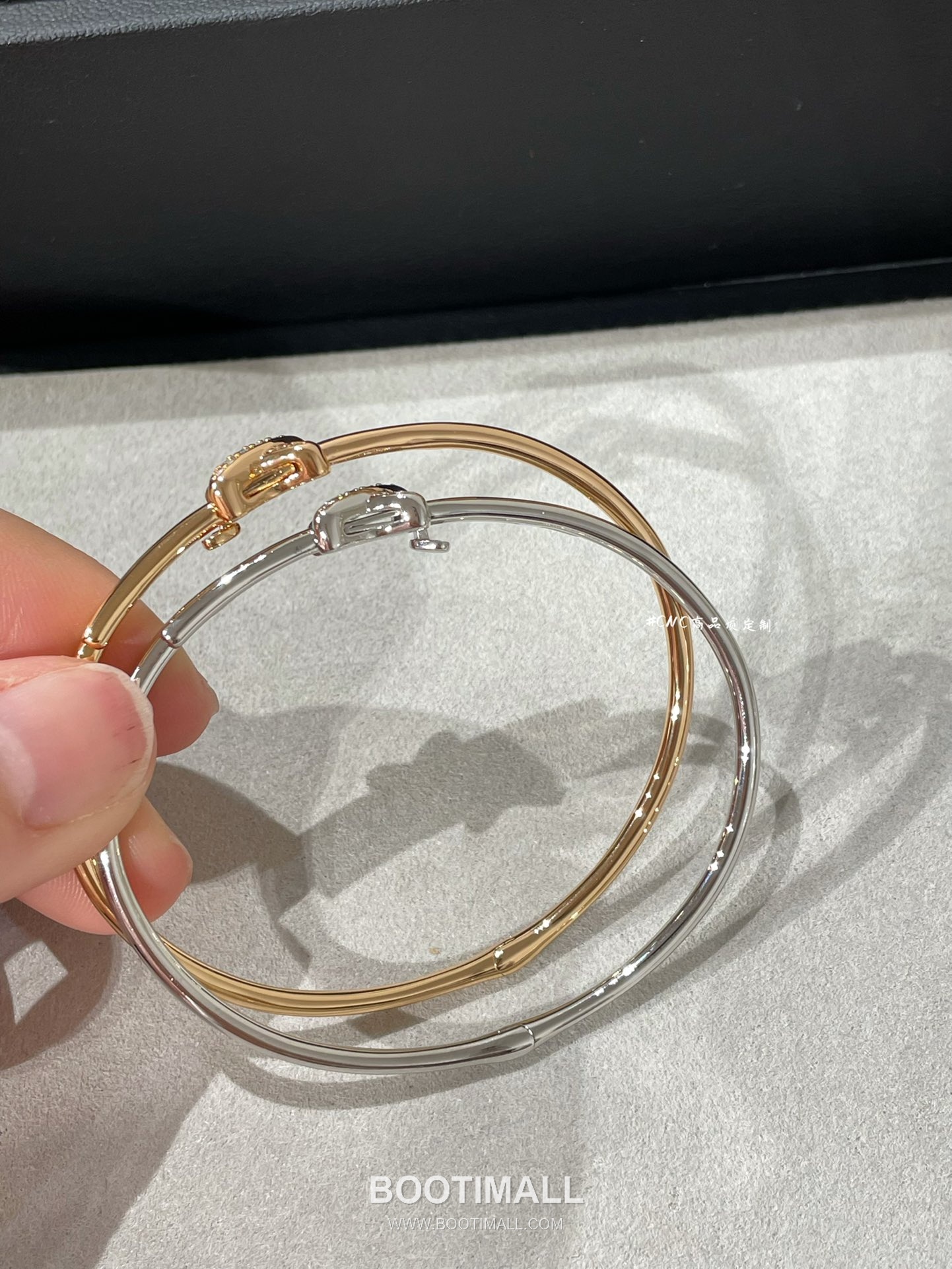 Chaumet Jeux de Liens Brass Crystal Pavé Bracelet with Cross Motif 쇼메 주 드 리앙 황동 크리스탈 파베 브레이슬릿 크로스 모티프 17cm 6