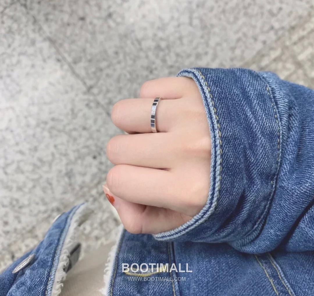 Chopard Ice Cube Brass Crystal Pavé Ring with Geometric Block Design 쇼파드 아이스 큐브 황동 크리스탈 파베 링 지오메트릭 블록 디자인 7호 3