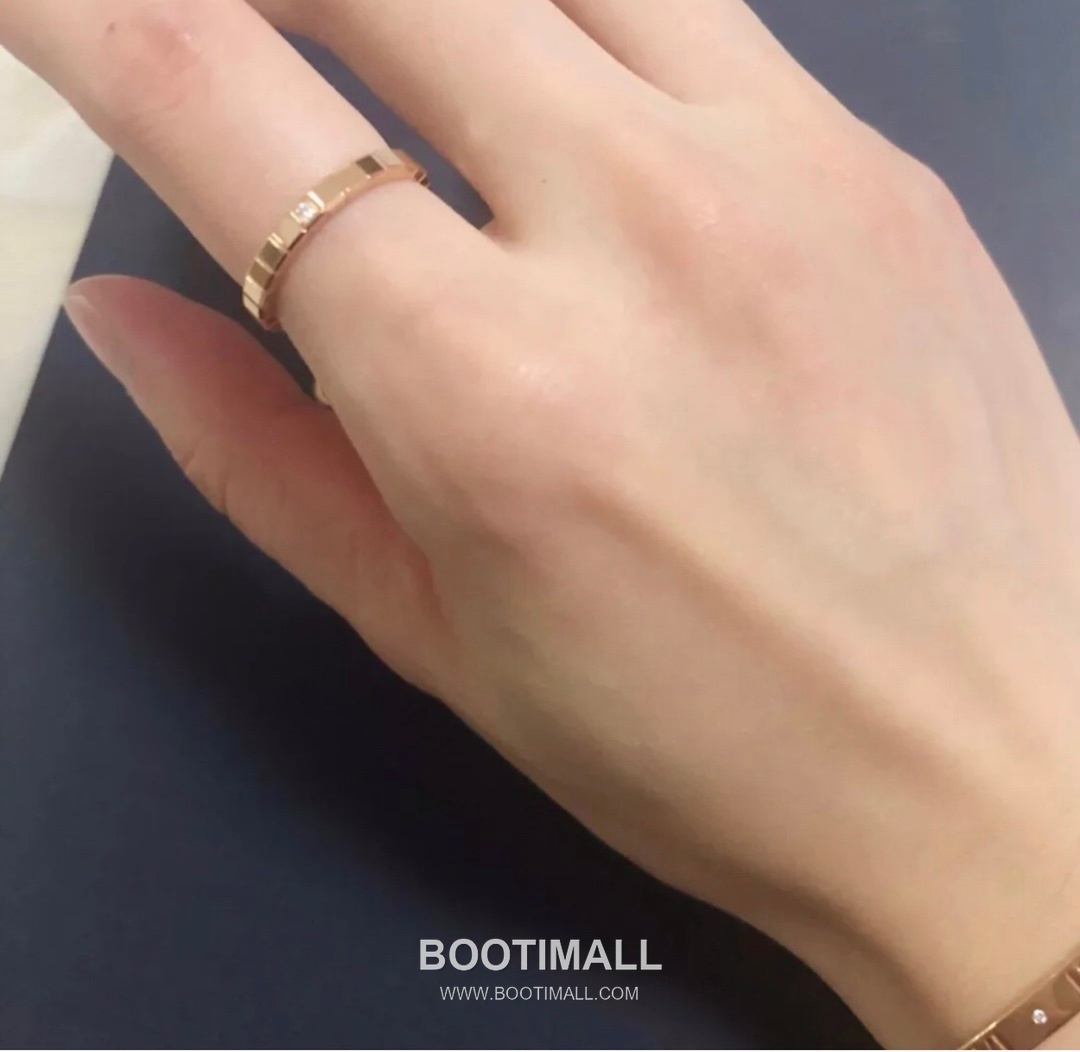 Chopard Ice Cube Brass Crystal Pavé Ring with Geometric Block Design 쇼파드 아이스 큐브 황동 크리스탈 파베 링 지오메트릭 블록 디자인 7호 4